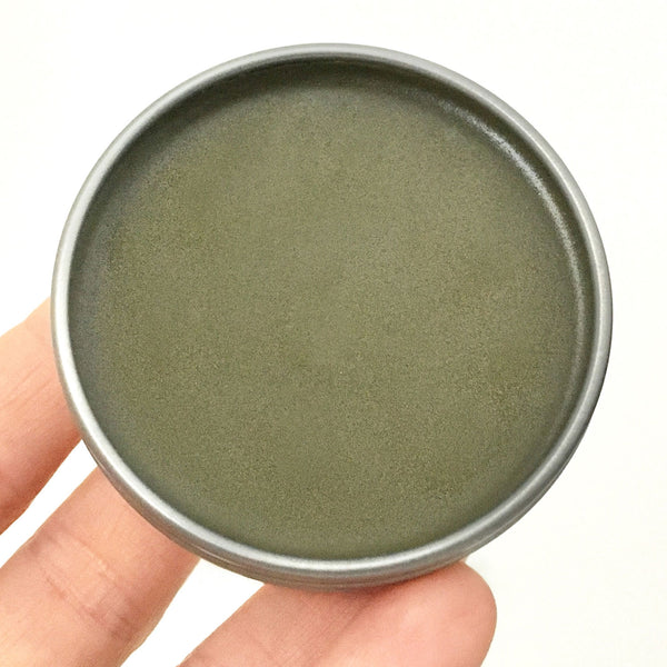Herbal multipurpose healing salve. It can be used for diaper rashes, dry skin, eczema, cuts, cradle cap, chapped skin. Gentle for the most sensitive skin, baby's and yours too. Organic ingredients: Lavender,, Chamomile, Comfrey leaf, Chickweed, Lavender essential oil, Coconut Oil, Olive Oil, Beeswax